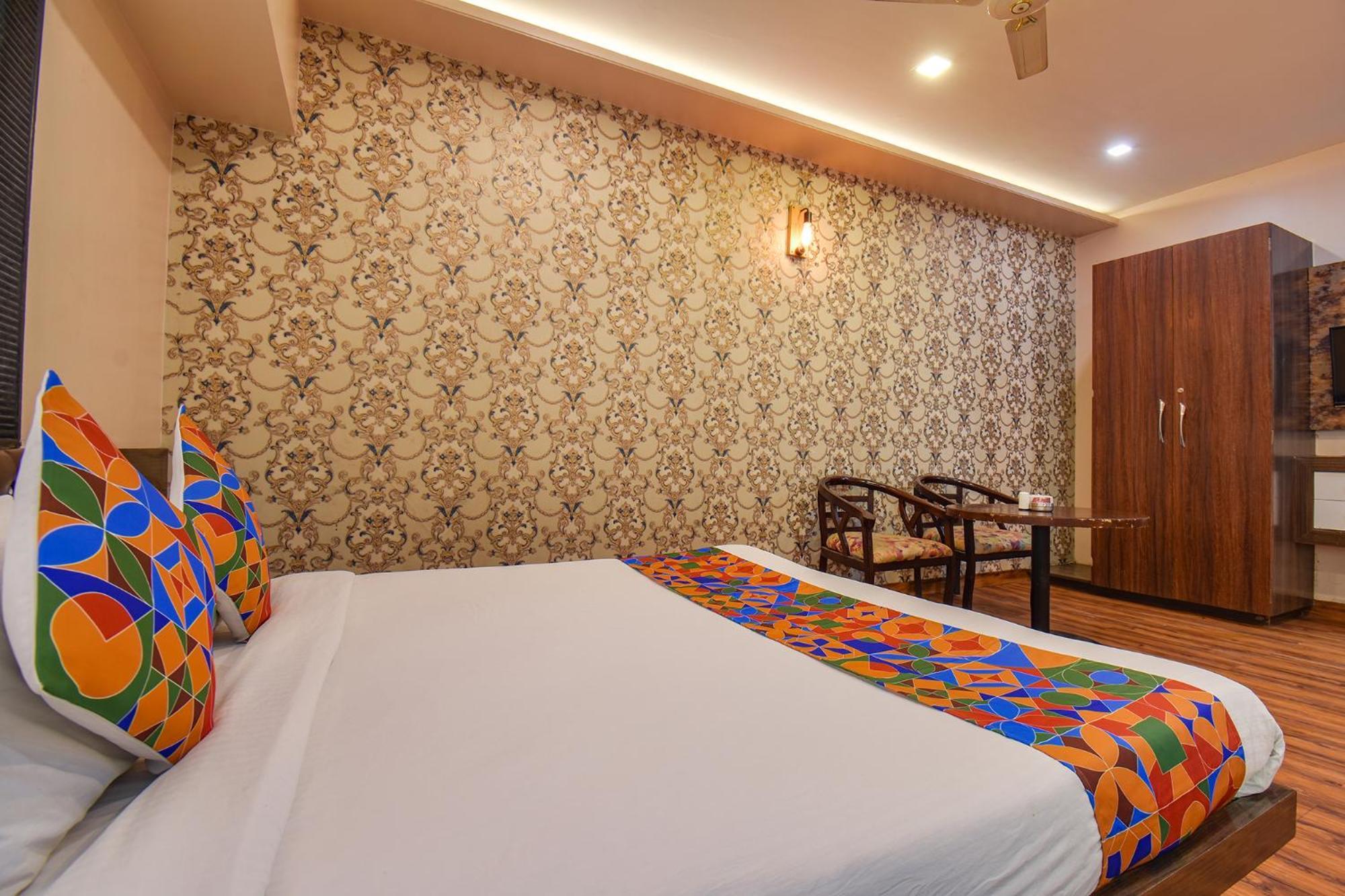 Fabexpress Glory - Nr Skywalk Bridge Hotel Pimpri-Chinchwad Ngoại thất bức ảnh