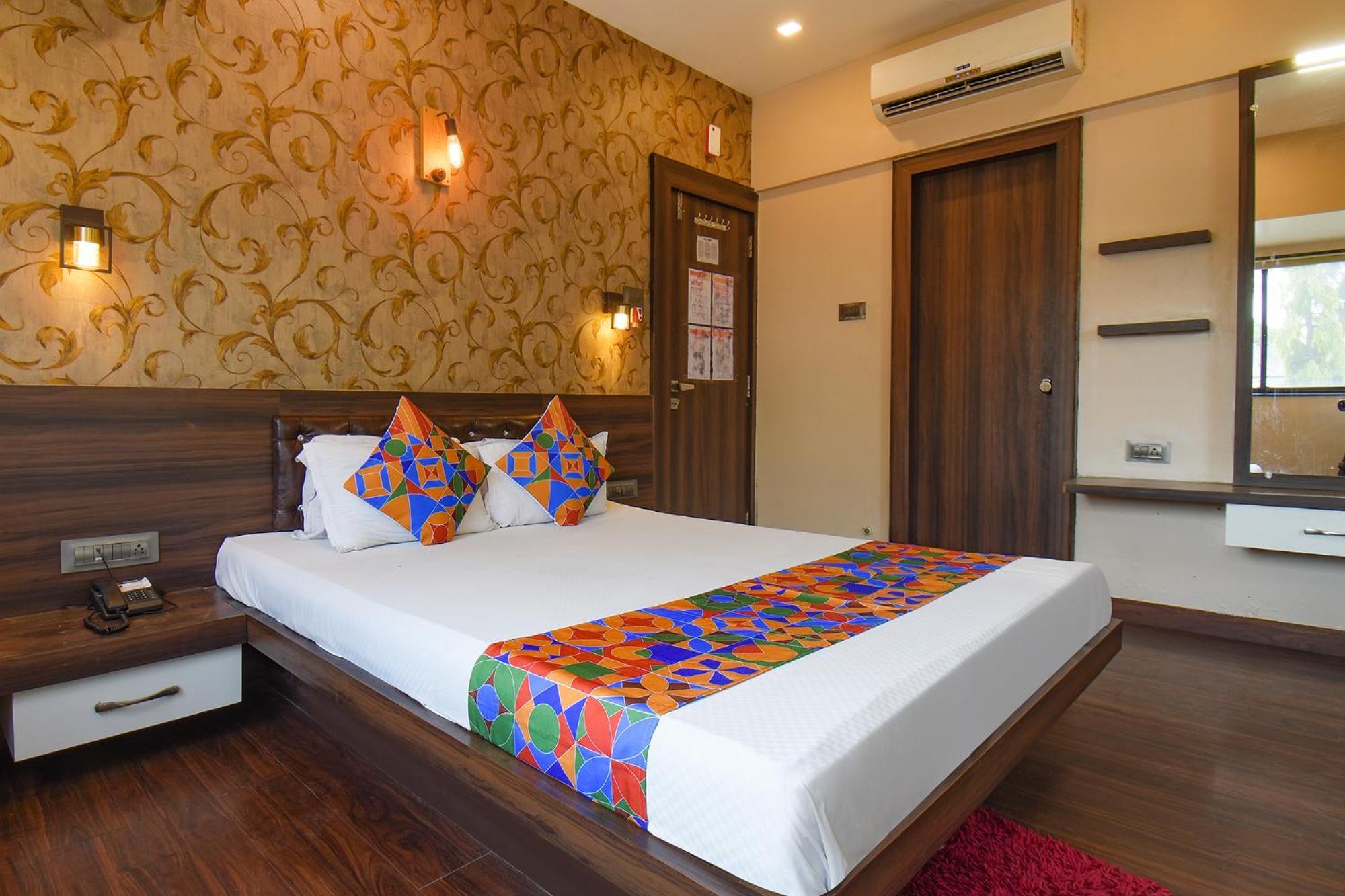 Fabexpress Glory - Nr Skywalk Bridge Hotel Pimpri-Chinchwad Ngoại thất bức ảnh
