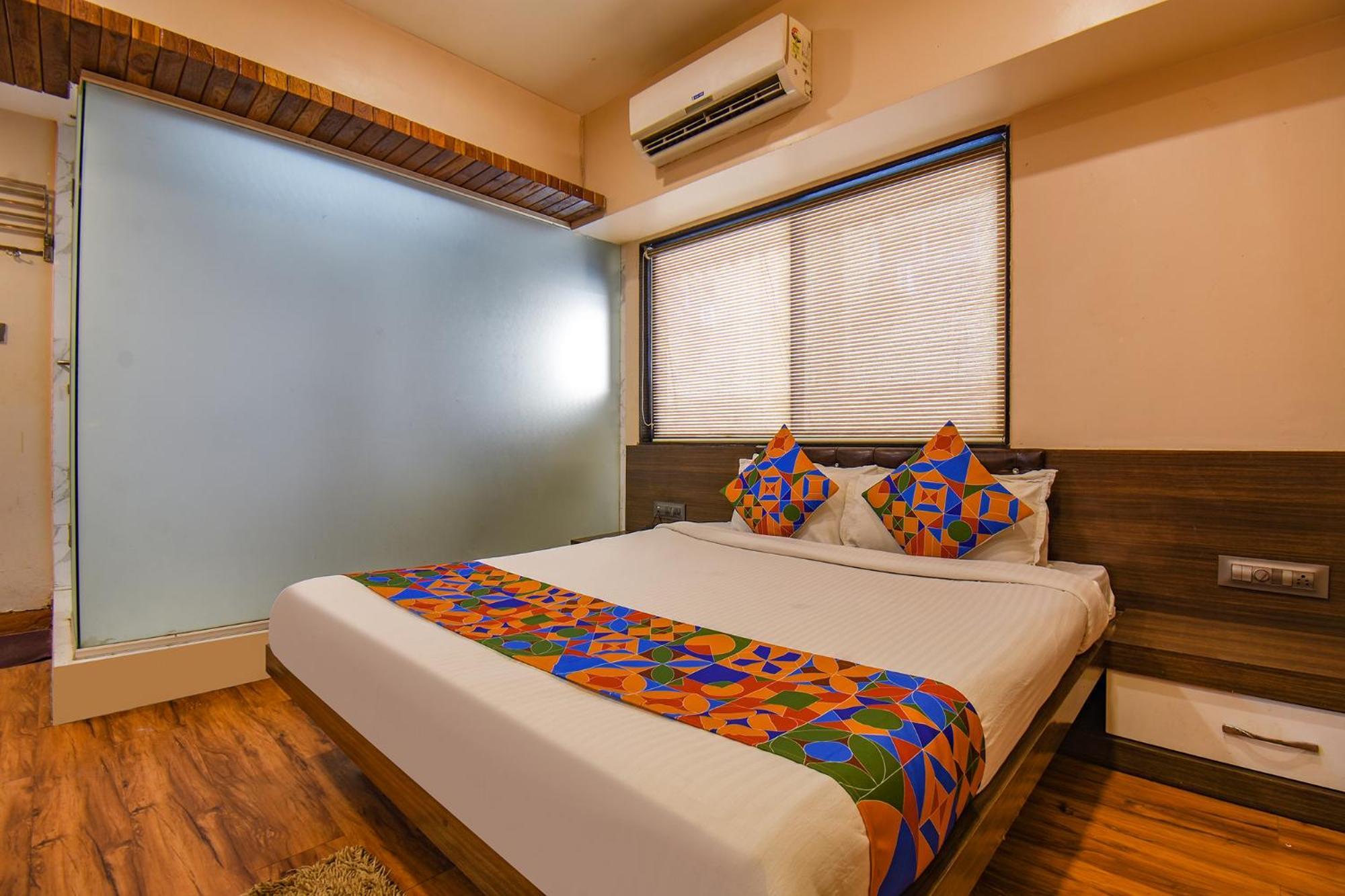 Fabexpress Glory - Nr Skywalk Bridge Hotel Pimpri-Chinchwad Ngoại thất bức ảnh